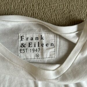 Frank & Eileen t shirt, M